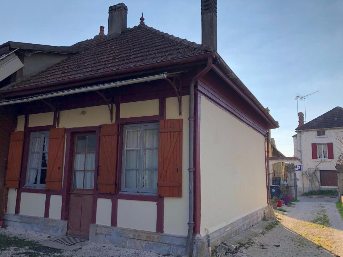 La Maison Des Amis Nuits Экстерьер фото